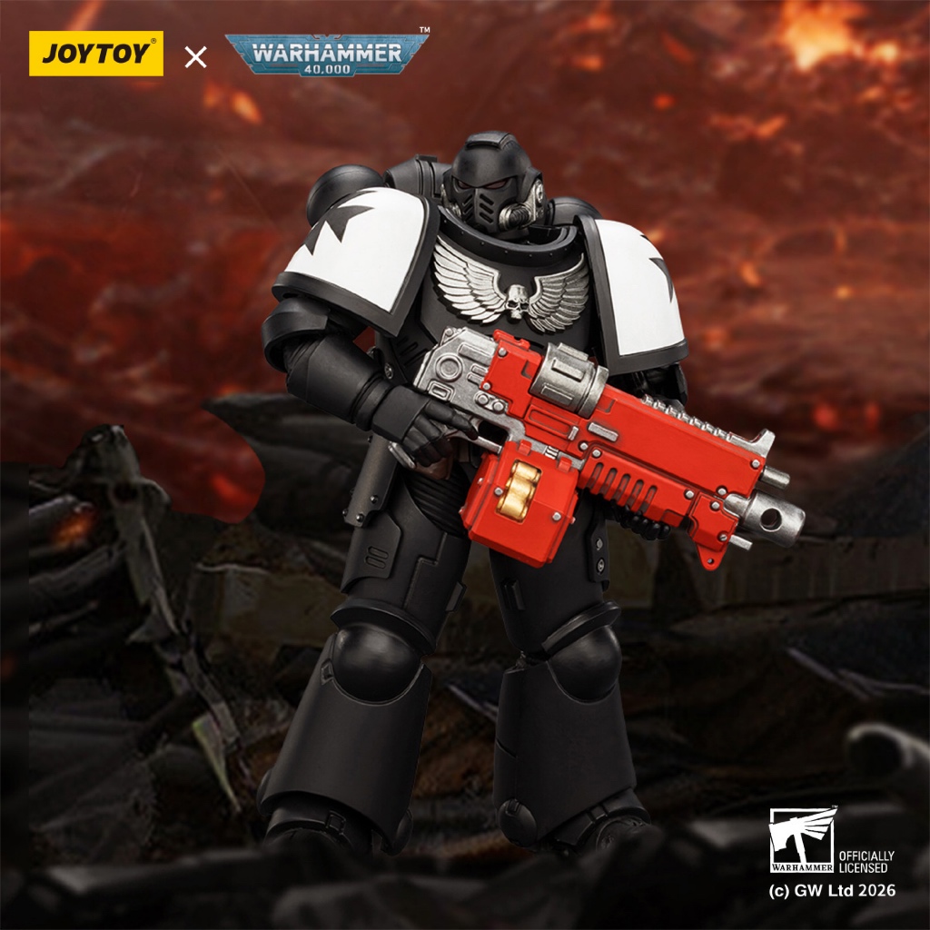 Black Templars Intercessor with Bolt Rifle, Bolt Pistol and Chainsword - view 2