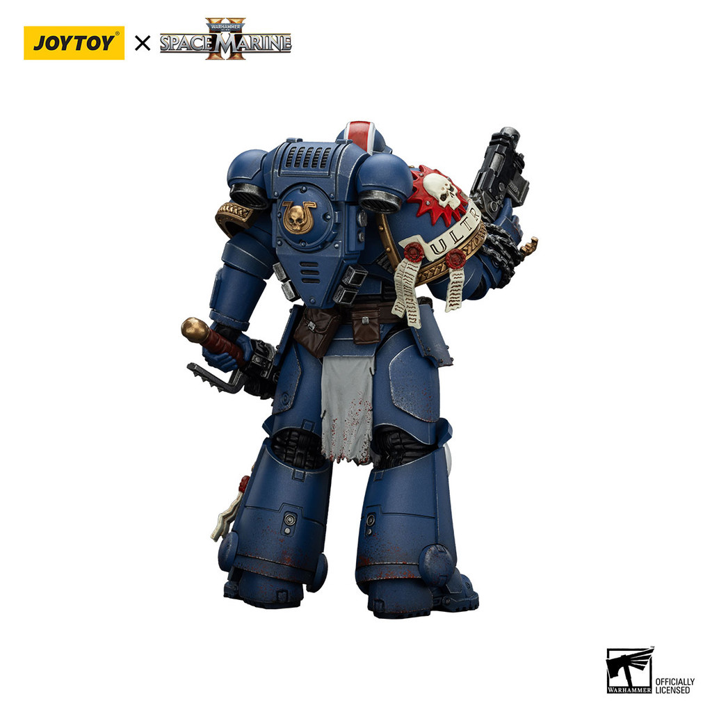 Ultramarines Lieutenant Titus-Collectors Edition - view 4