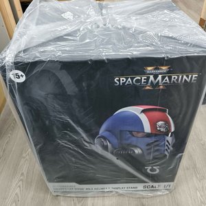 Ultramarines Lieutenant Titus' MKX Helmet & Display Stand - Premium action figure - $0.00