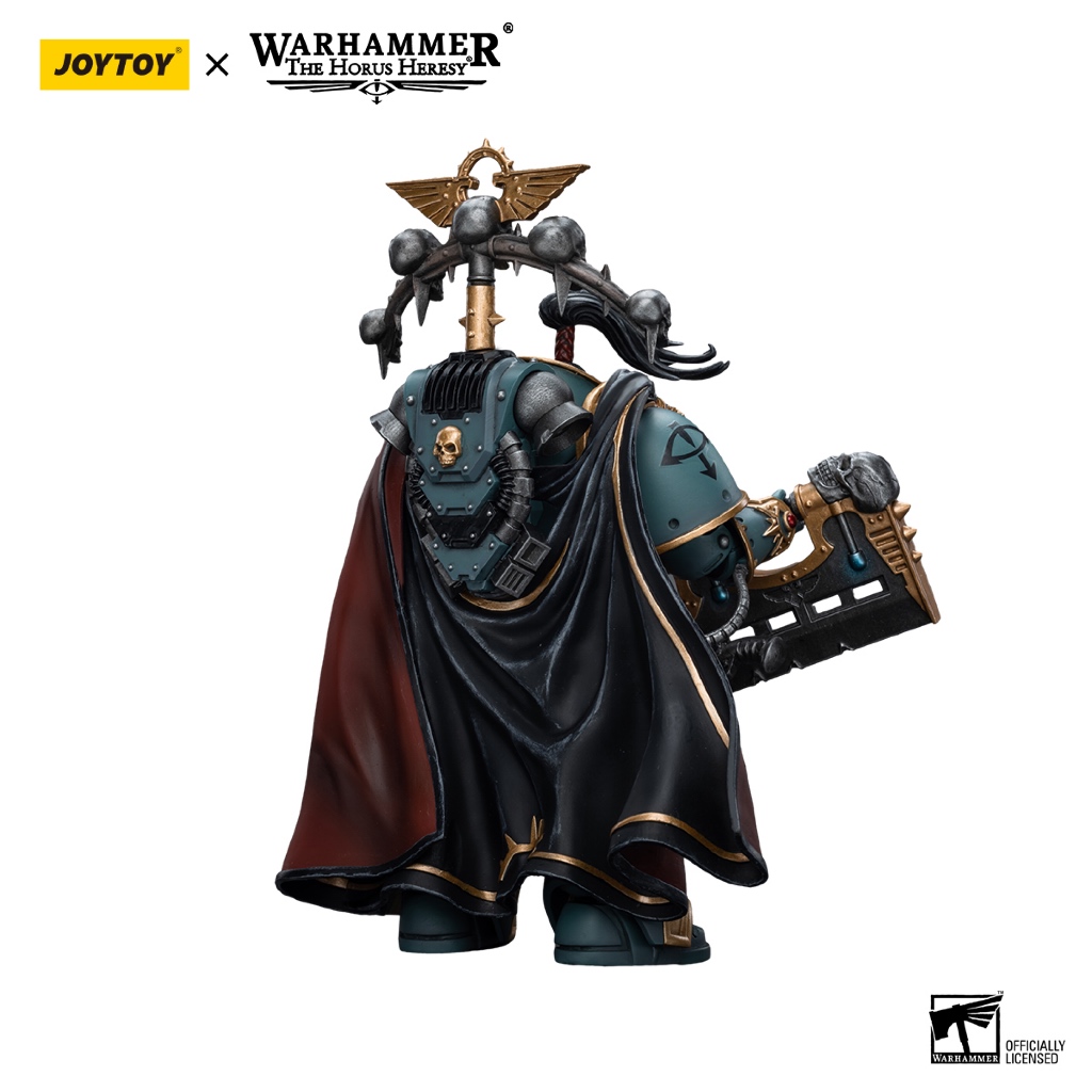 Sons of Horus Legion Praetor with Power Axe - view 3