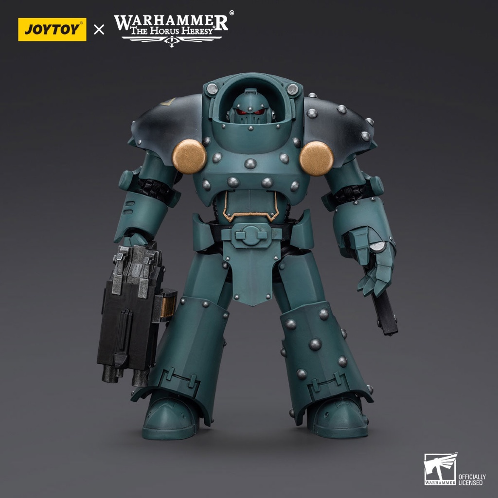 Sons Of Horus Tartaros Terminator Squad Terminator With Combi-Bolter And Chainfist - main product image